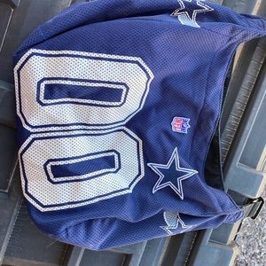 Lot of Dallas Cowboys purses